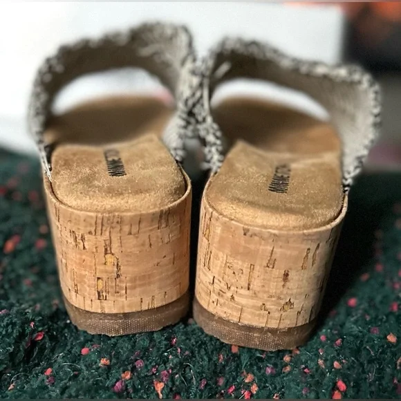 🎸MINNETONKA🎸🔥NWT🔥Posey Wedge in Black/Natural Stripe—7 - Picture 10 of 16